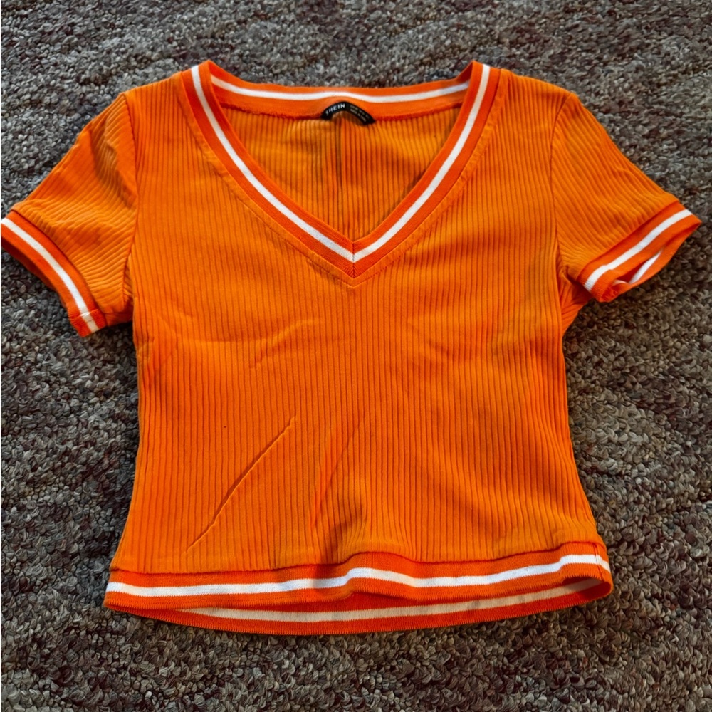 SHEIN Orange Ribbed V-Neck Crop Top